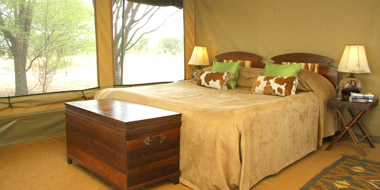 Manyara Ranch Camp, Bett